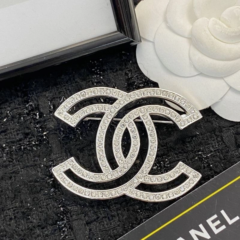 Chanel Brooches UrbanChic 229258