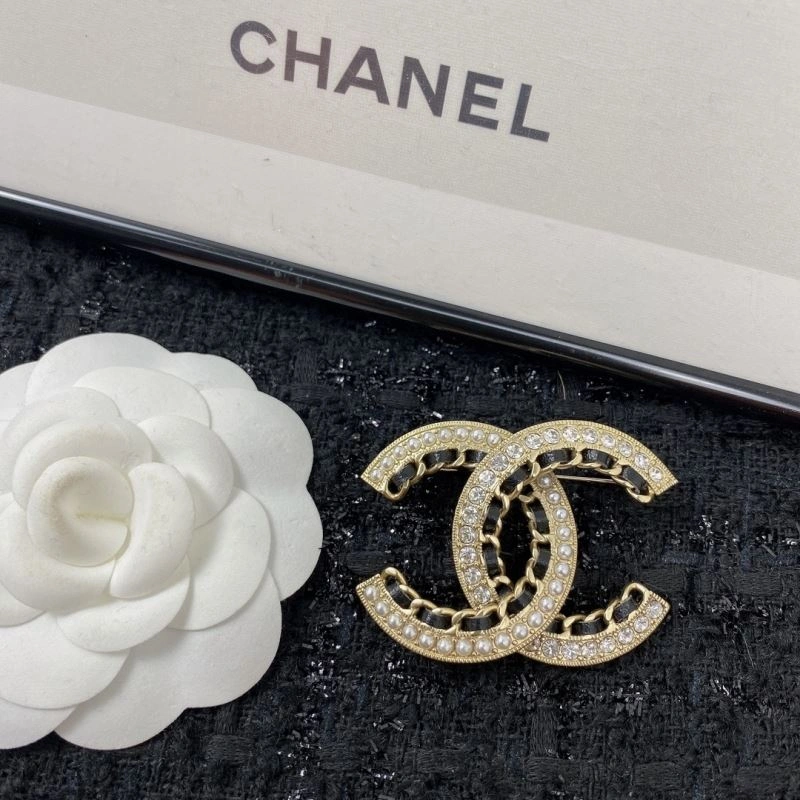 BestValue Chanel Brooches 229303