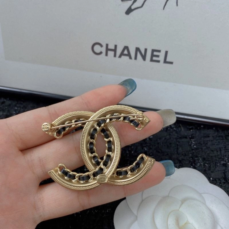 BestValue Chanel Brooches 229303