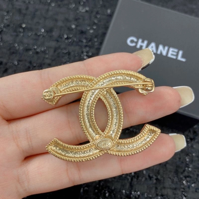 Chanel Brooches SmoothTexture 229259