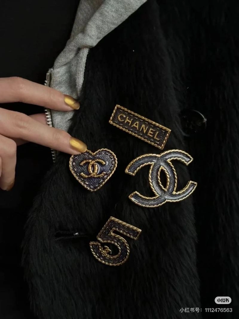 Chanel Brooches QuickDry 229266