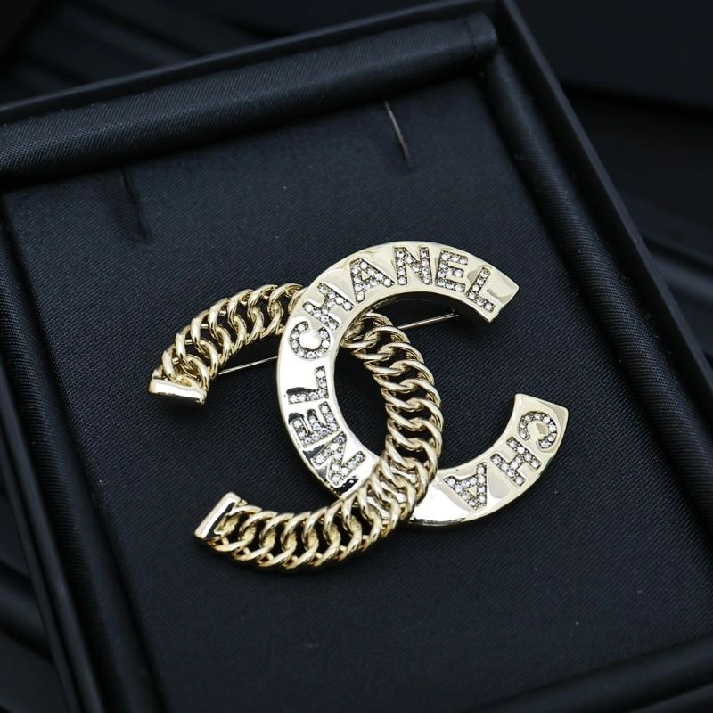WrinkleFree Chanel Brooches 229248