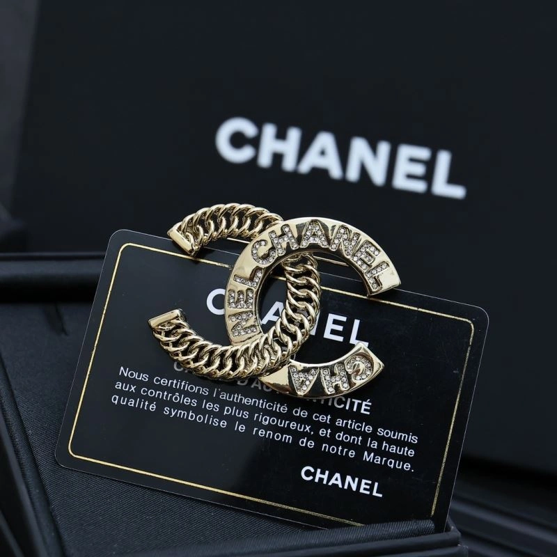 WrinkleFree Chanel Brooches 229248