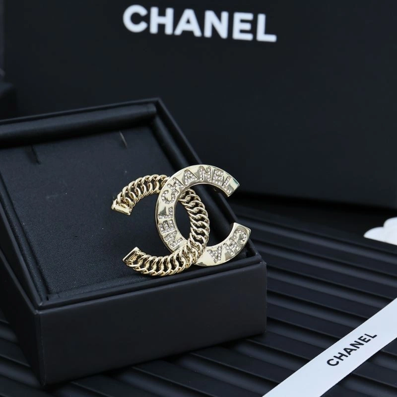 WrinkleFree Chanel Brooches 229248
