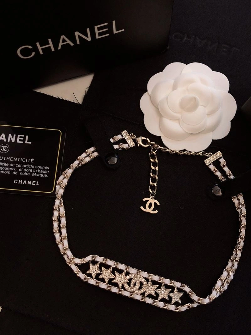Popular Chanel Brooches 229257