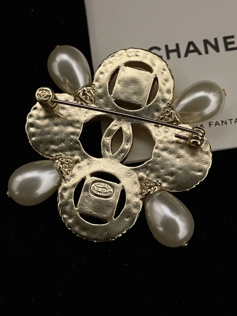 Chanel Brooches Fashionable 229255
