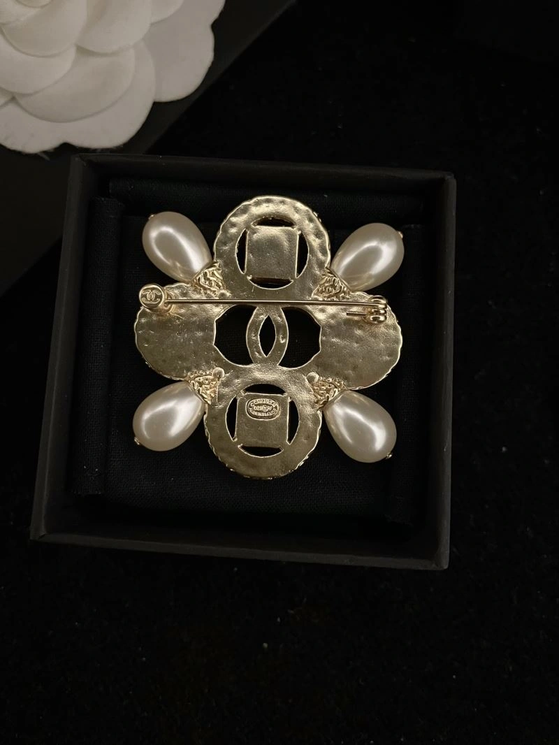 Chanel Brooches Fashionable 229255
