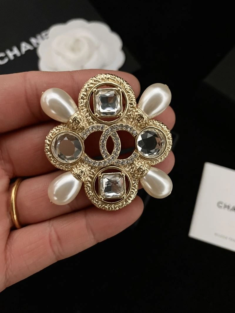 Chanel Brooches Fashionable 229255