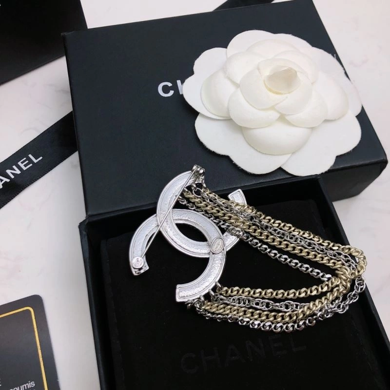 Flexible Chanel Brooches 229242