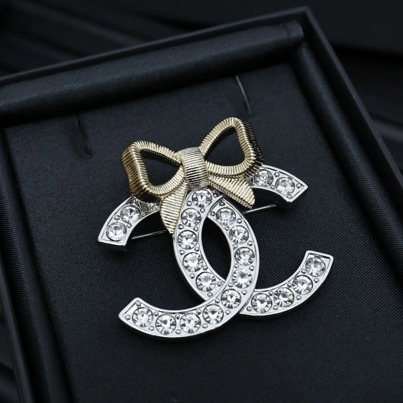 Classic Chanel Brooches 229252