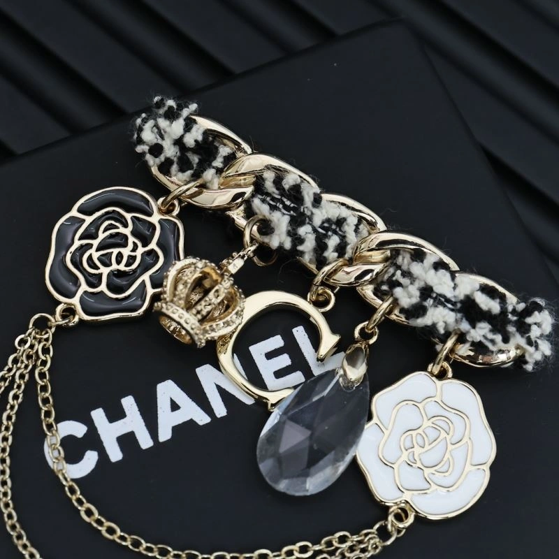 Chanel Brooches Breathable 229253