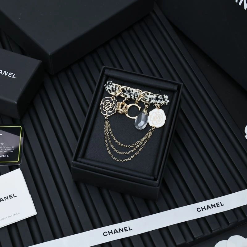 Chanel Brooches Breathable 229253