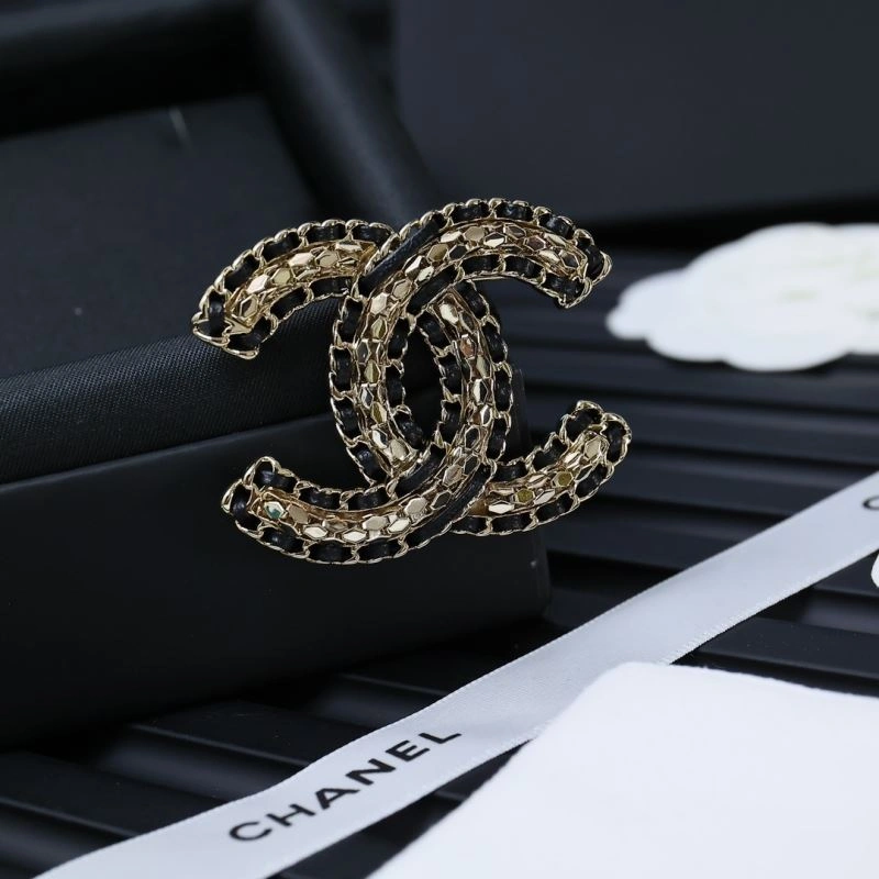 FreshLook Chanel Brooches 229273