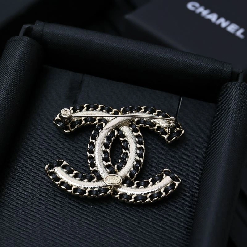 FreshLook Chanel Brooches 229273