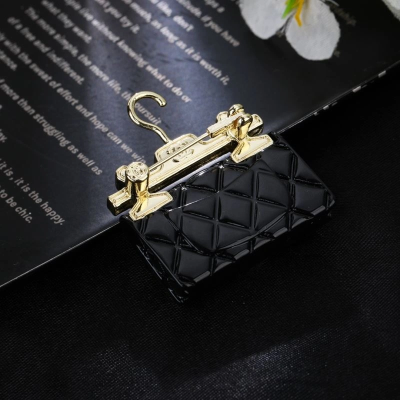 SoftTouch Chanel Brooches 229235