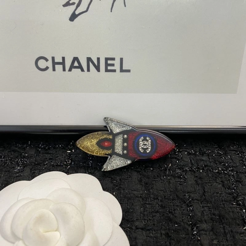 Chanel Brooches Modern 229237