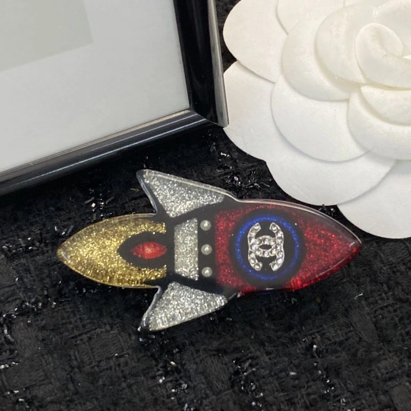 Chanel Brooches Modern 229237