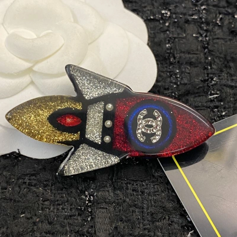 Chanel Brooches Modern 229237
