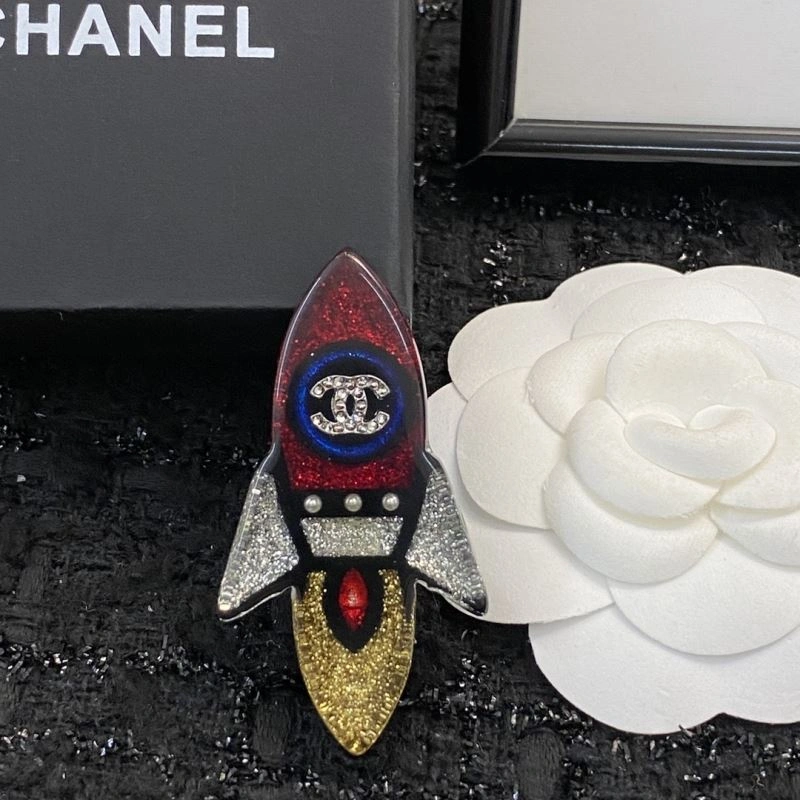 Chanel Brooches Modern 229237