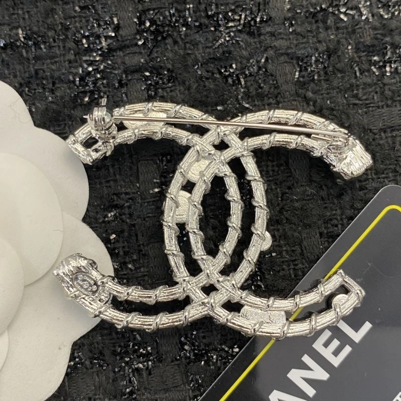 SmoothTexture Chanel Brooches 229229