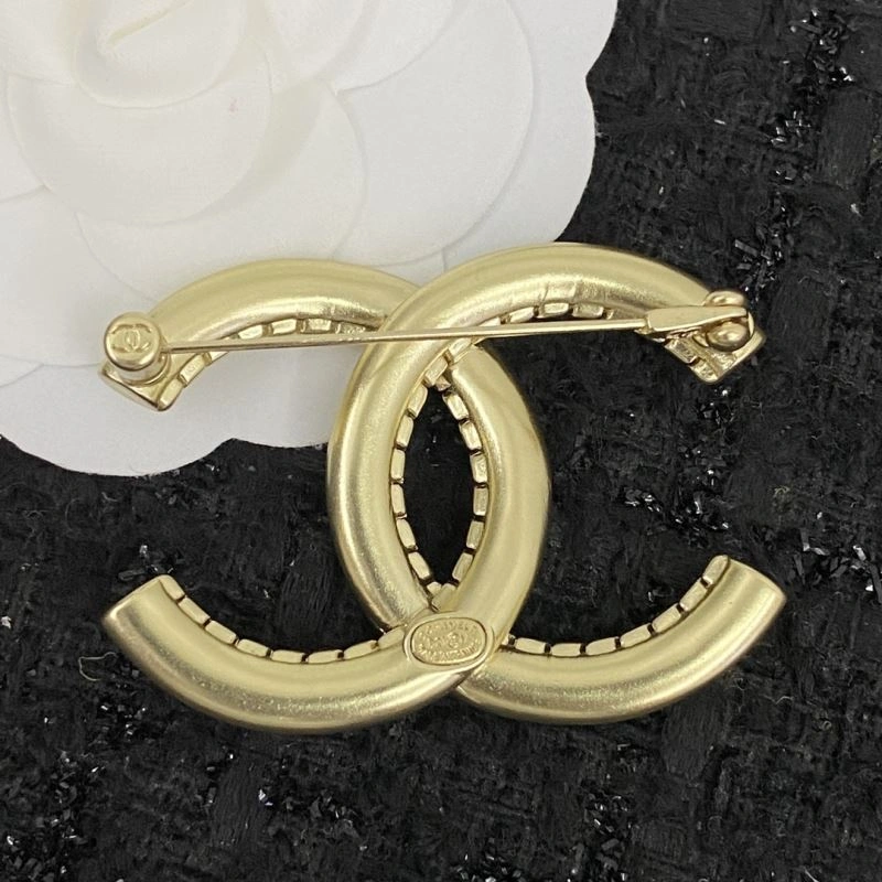 Casual Chanel Brooches 229272