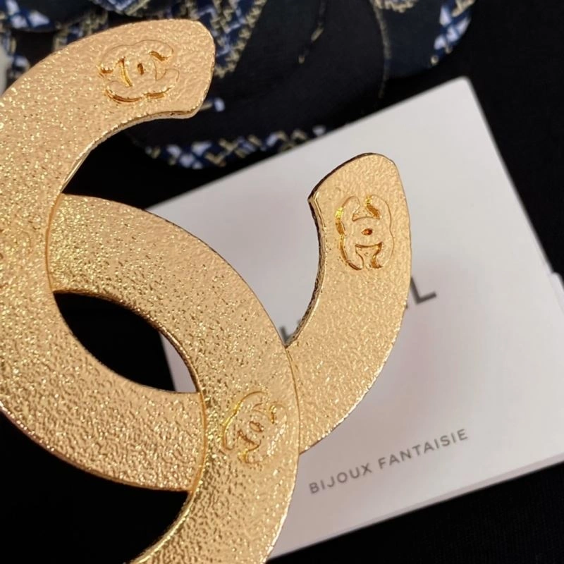 FreshLook Chanel Brooches 229227