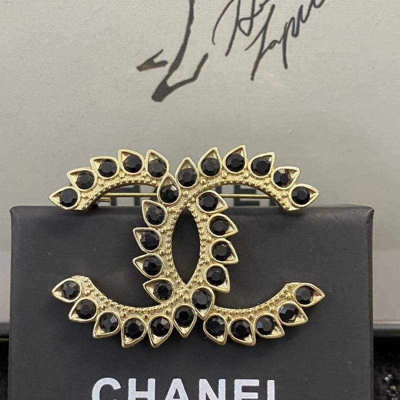 Stretchable Chanel Brooches 229224