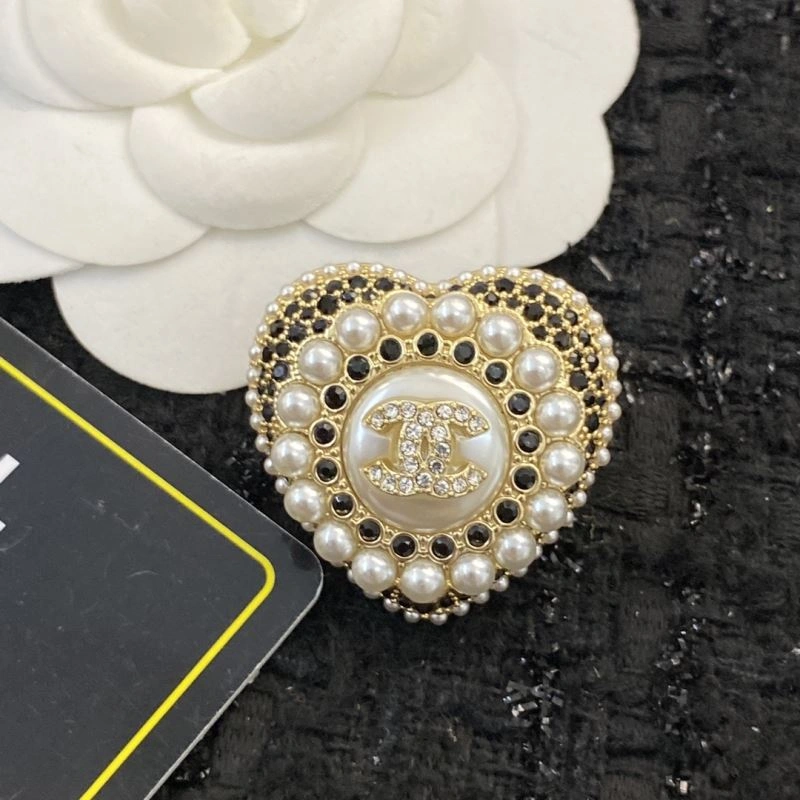 Chanel Brooches TechFriendly 229239