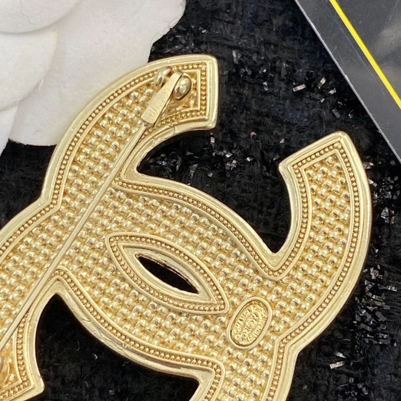 Chanel Brooches Stylish 229218