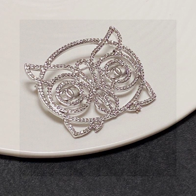 Chanel Brooches MultiPurpose 229216