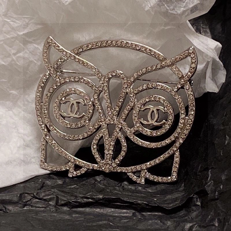 Chanel Brooches MultiPurpose 229216