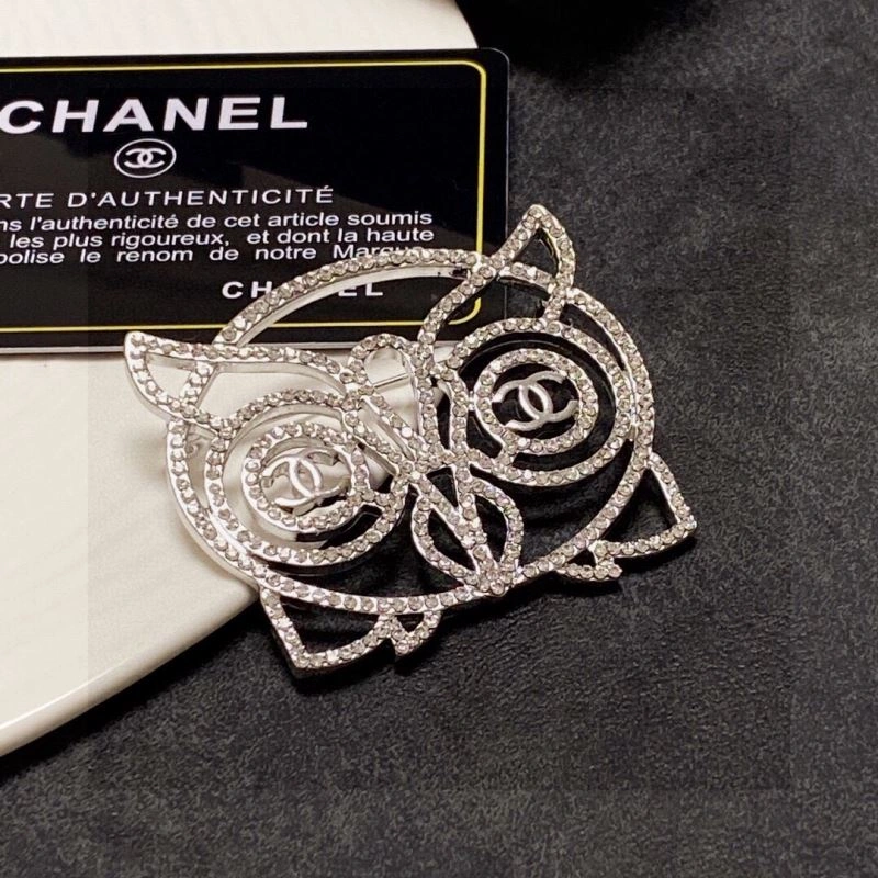 Chanel Brooches MultiPurpose 229216