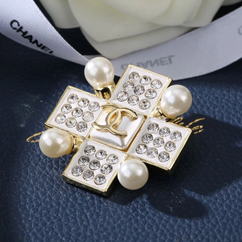 Chanel Brooches Sustainable 229197