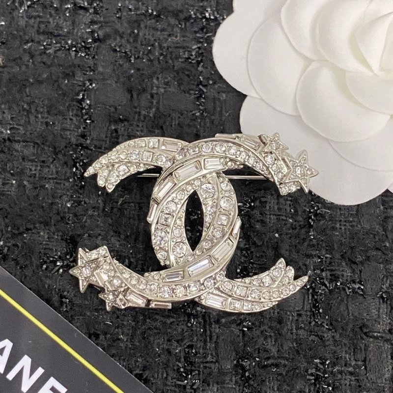 WaterResistant Chanel Brooches 229270