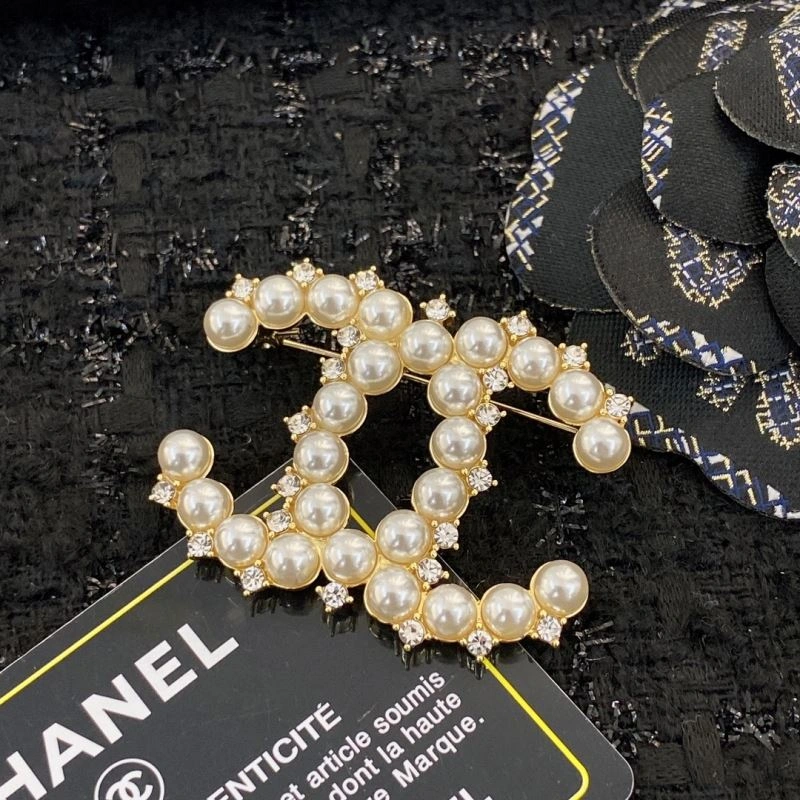 Chanel Brooches DailyWear 229375