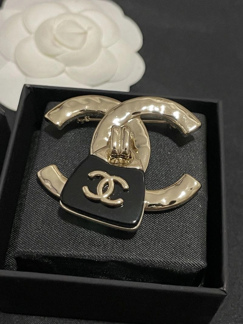 Chanel Brooches Neat 229230