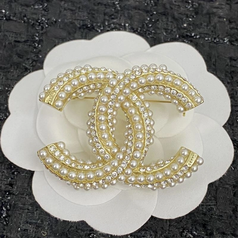 Chanel Brooches Trendsetting 229215