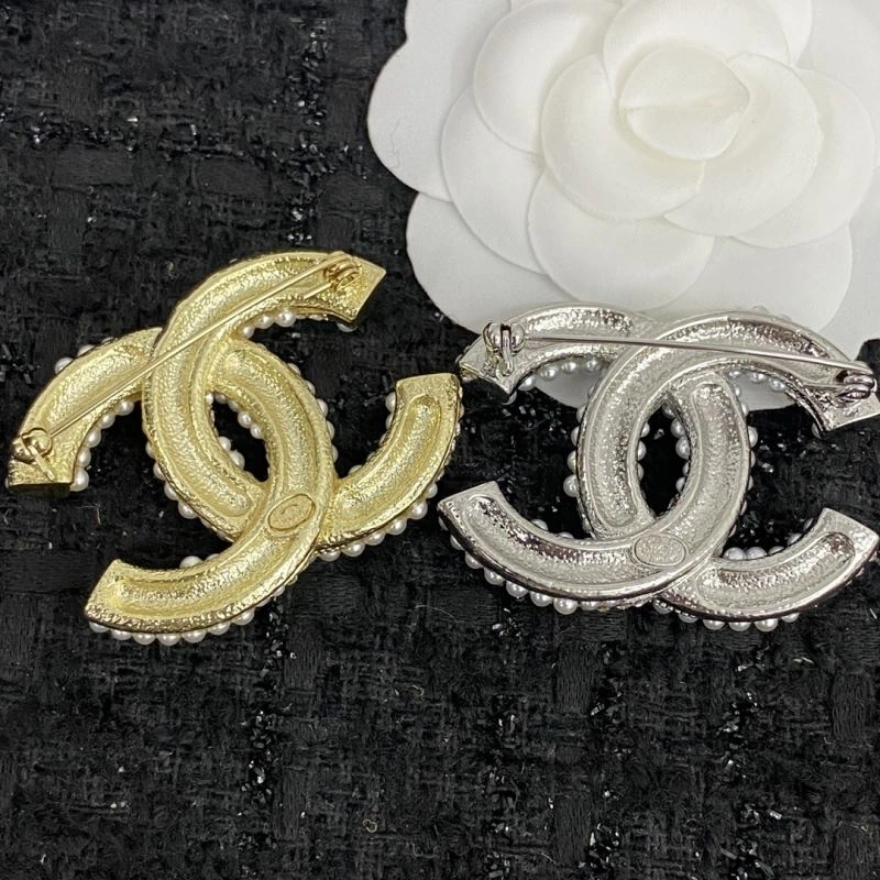 Chanel Brooches Trendsetting 229215