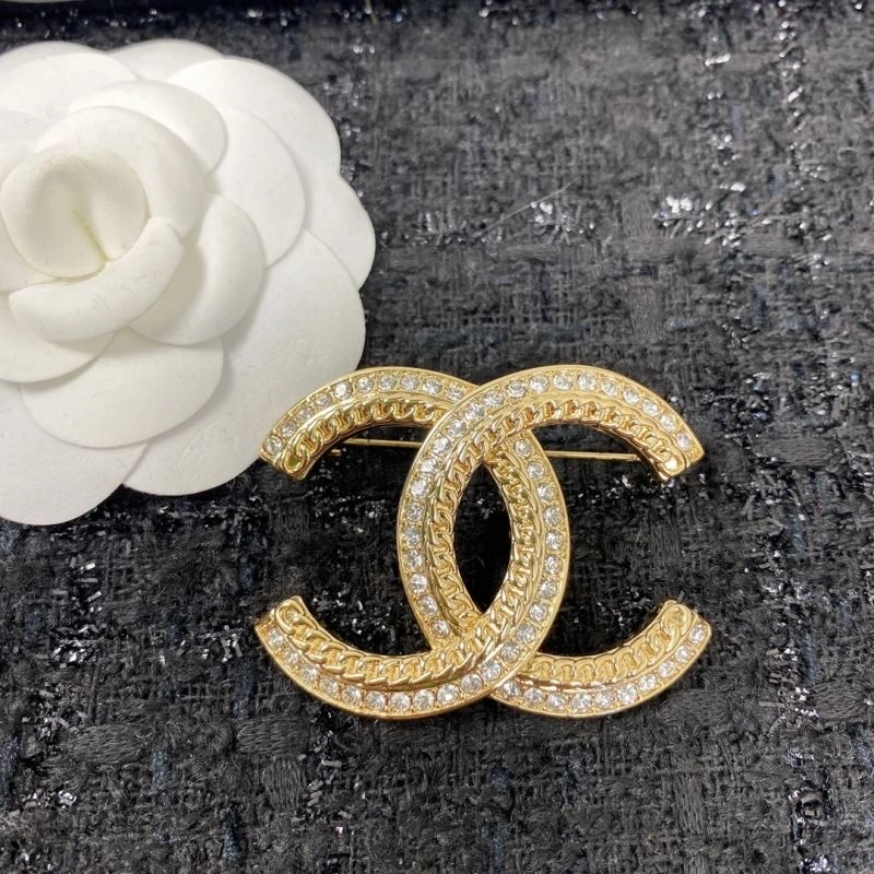 Chanel Brooches Attractive 229243