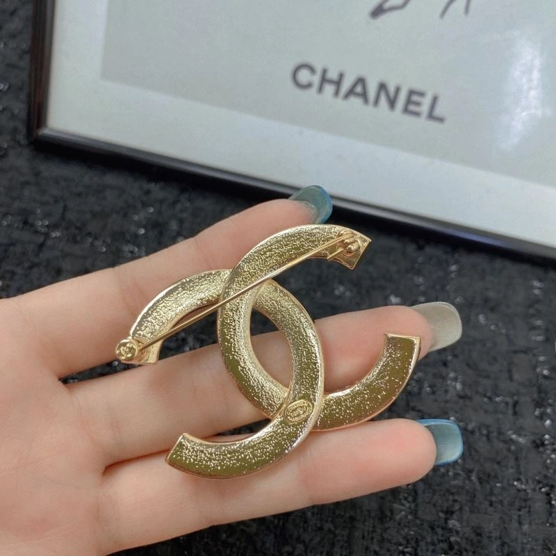 Chanel Brooches Attractive 229243