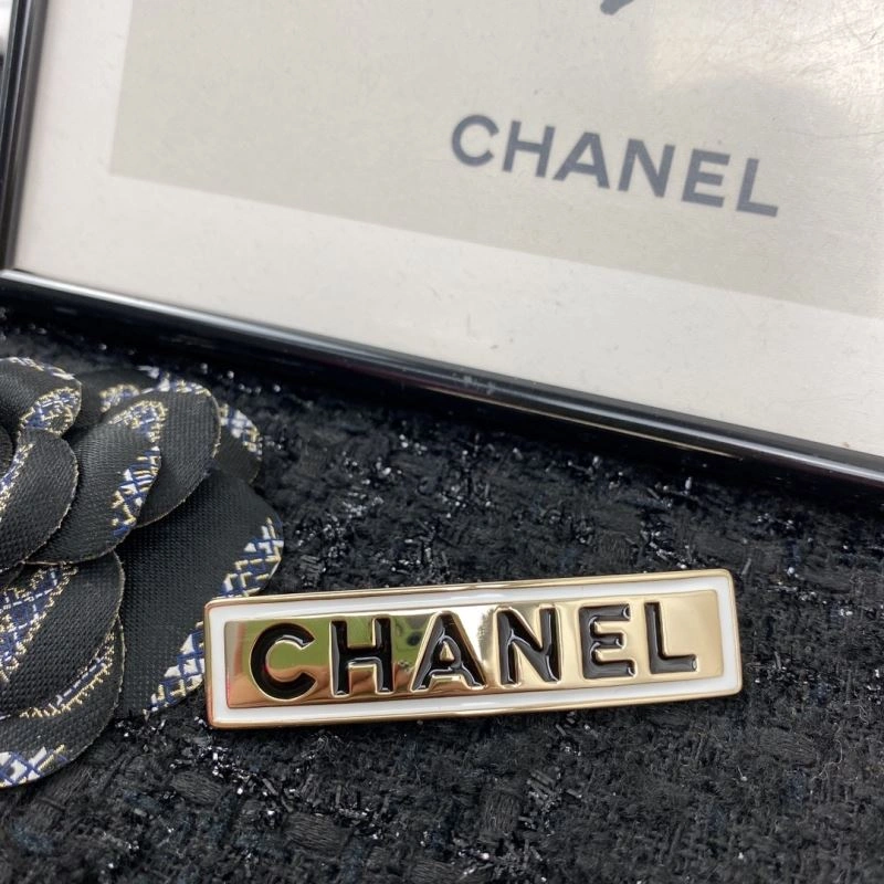 Chanel Brooches WaterResistant 229212