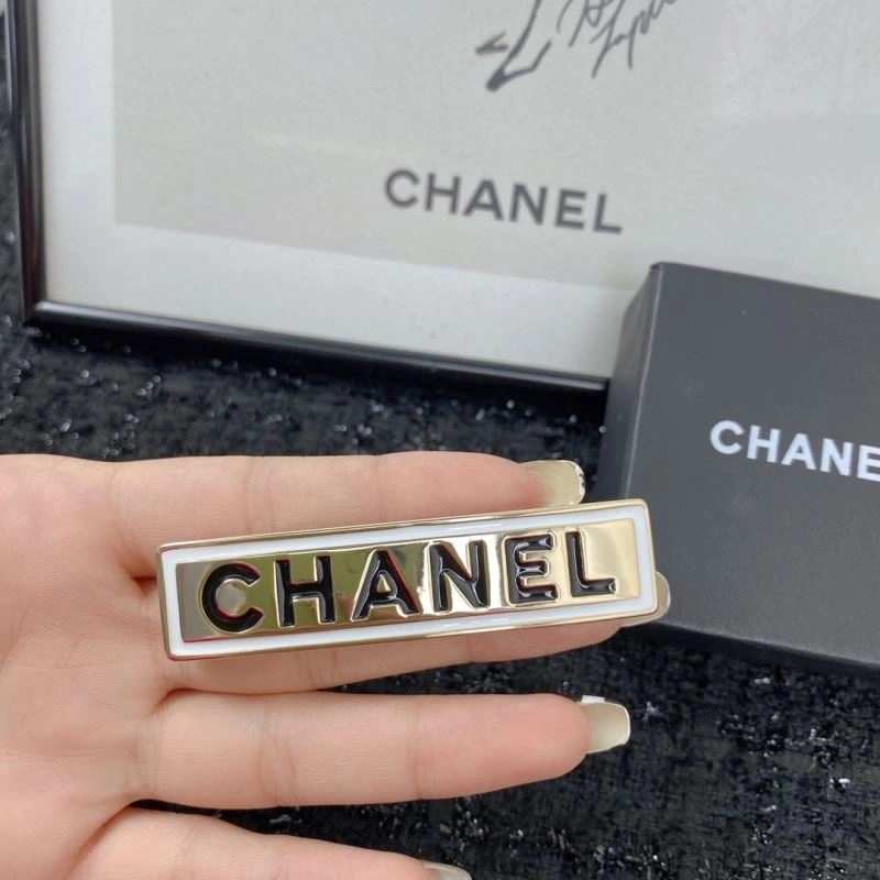 Chanel Brooches WaterResistant 229212