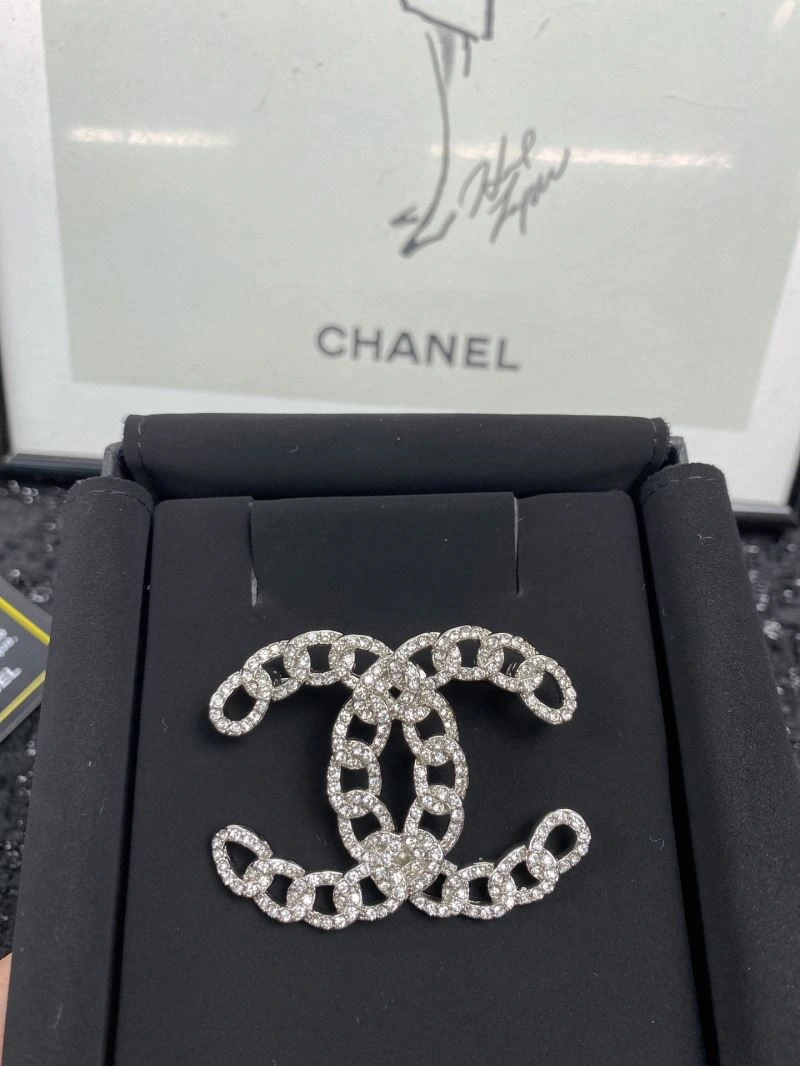 Chanel Brooches Sporty 229263
