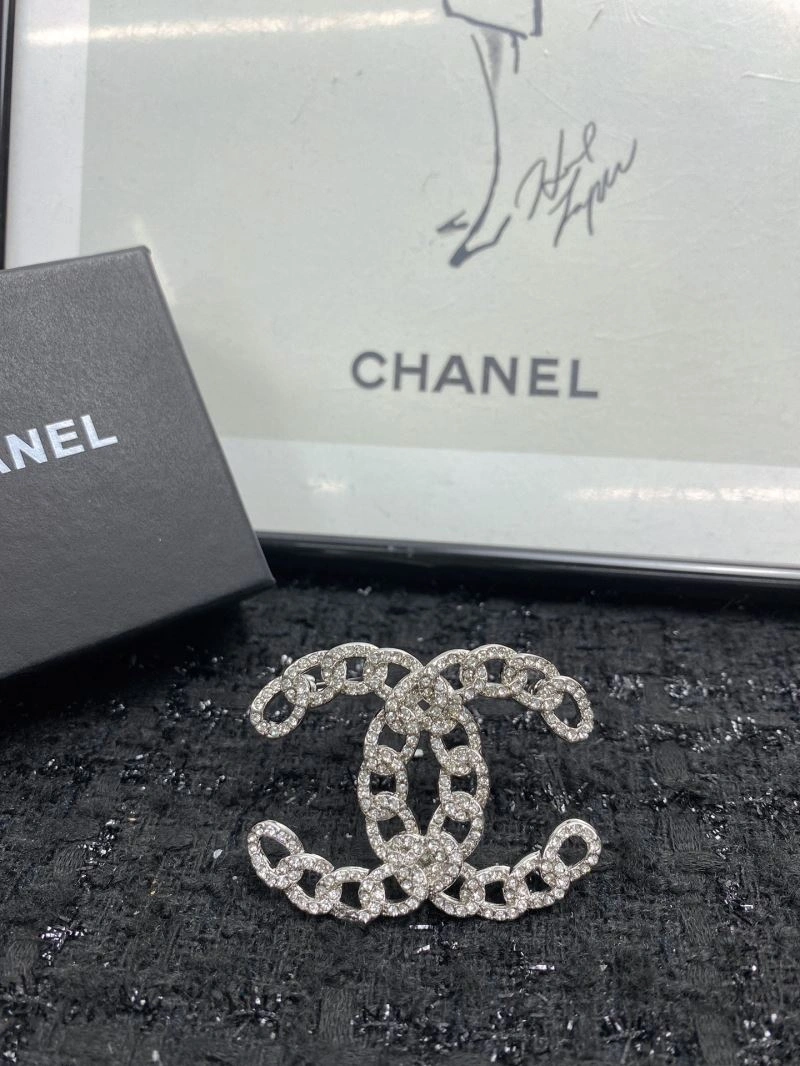 Chanel Brooches Sporty 229263