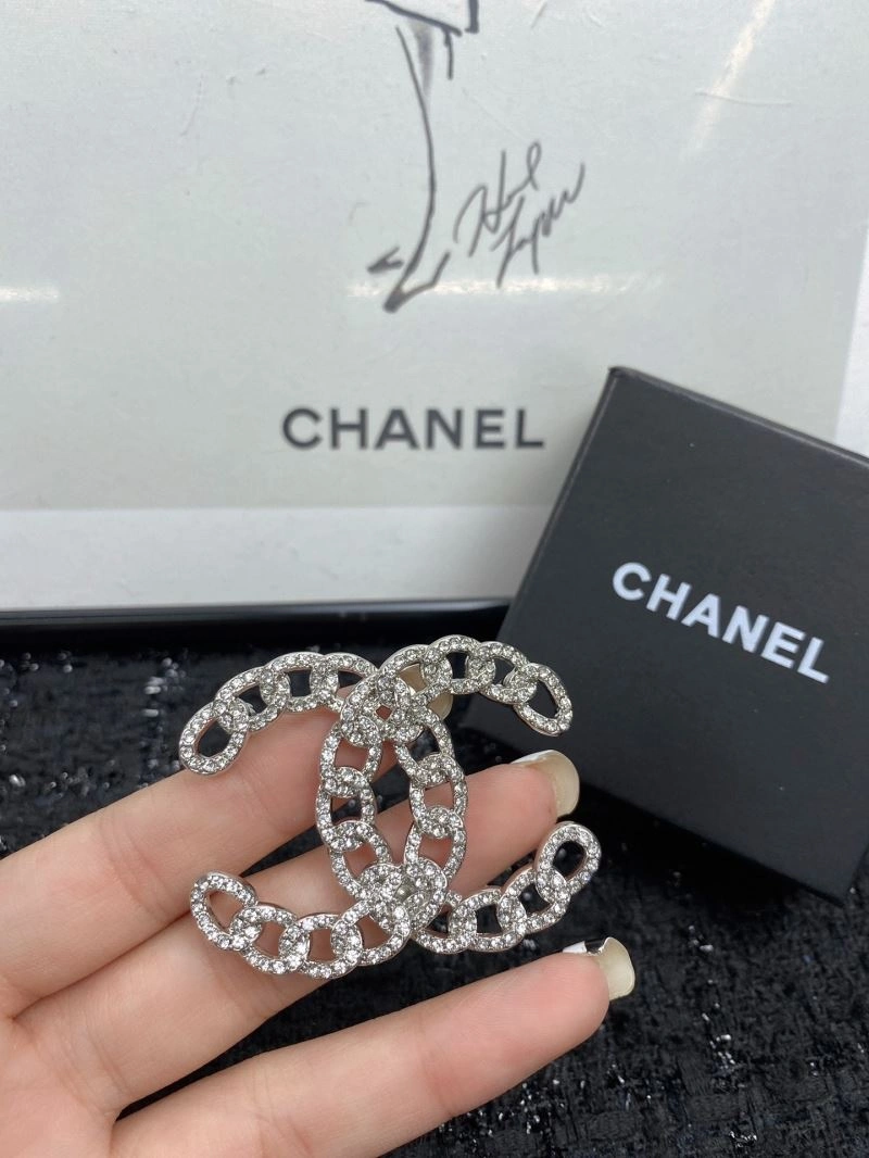 Chanel Brooches Sporty 229263