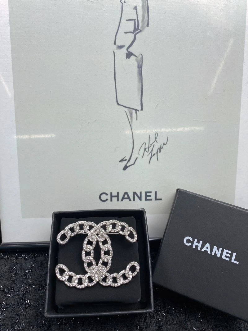 Chanel Brooches Sporty 229263