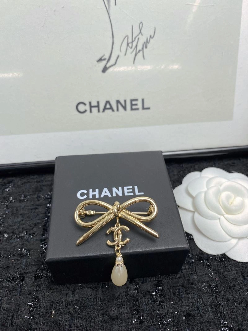 Chanel Brooches Bold 229196