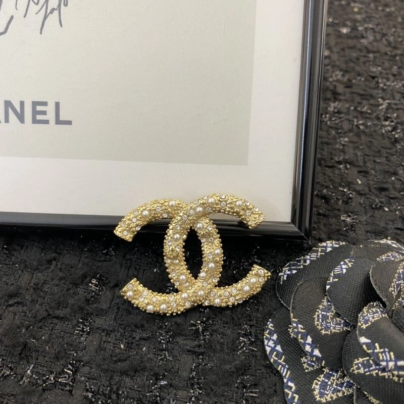 Chanel Brooches Vibrant 229184