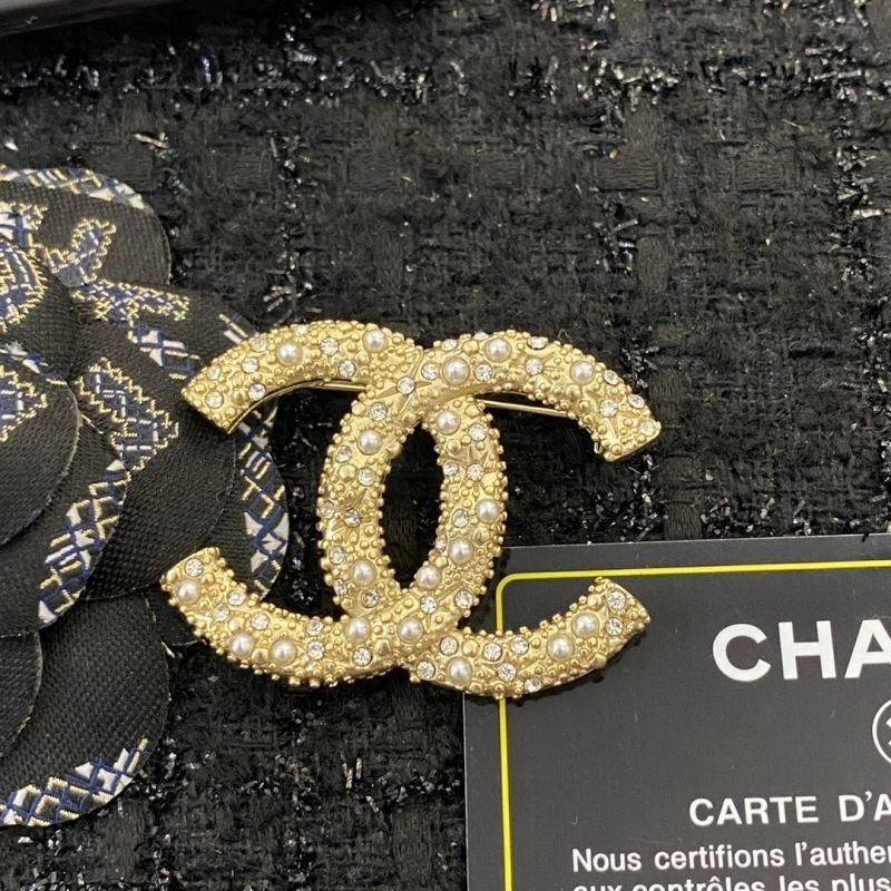 Chanel Brooches Vibrant 229184