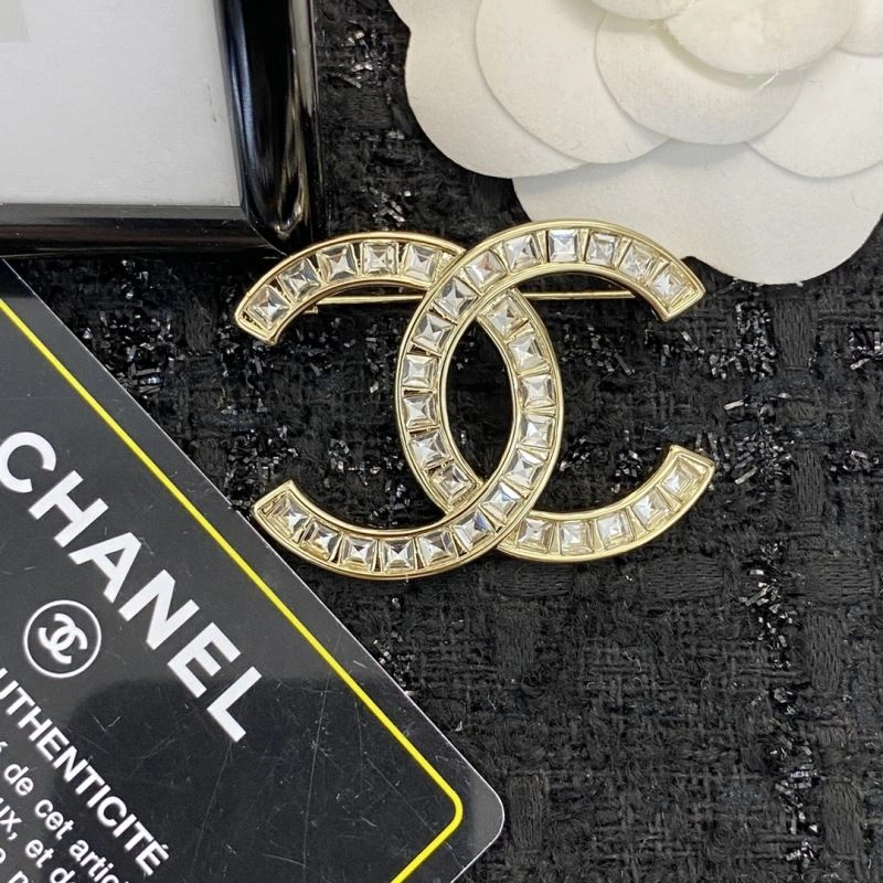 Chanel Brooches EasyMatch 229183